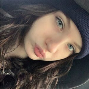 Meet your Posher, Maebelle